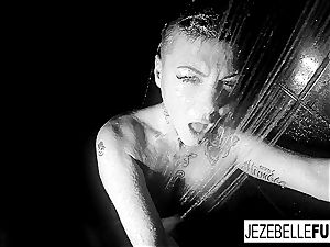 Jezebelle Bond gets super-fucking-hot in the bathroom